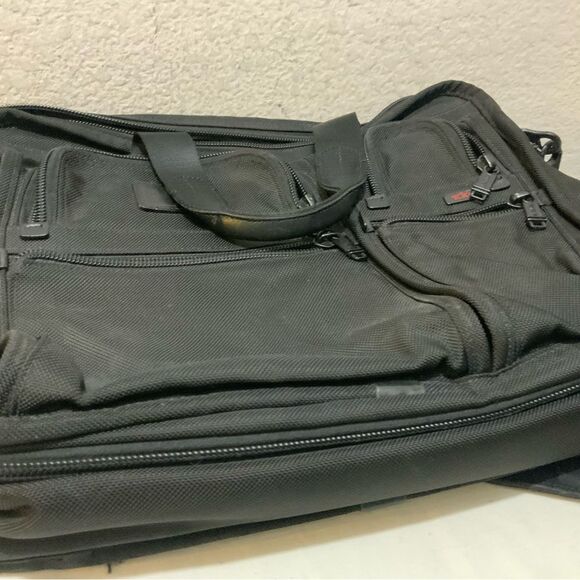 TUMI Black  alpha Ballistic expandable Laptop Business Briefcase - Picture 4 of 14